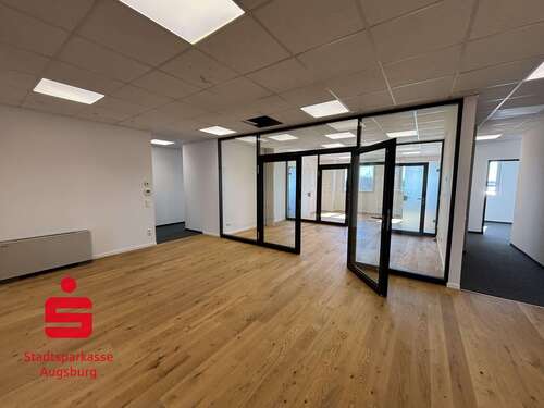 Foto - Büro in Gersthofen 3.250,00 € 325 m²