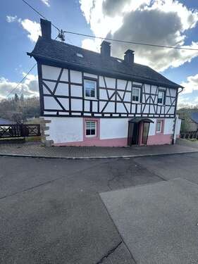 Foto - Haus zum Mieten in Niederbrombach 700,00 € 120 m²