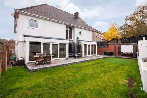 Foto - Haus zum Kaufen in Wiesbaden-Dotzheim 600.000,00 € 145 m²