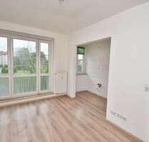 Wohnung zum Mieten in Chemnitz 205,00 € 35.96 m²