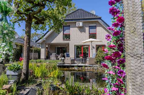 Foto - Haus zum Kaufen in Emmerich am Rhein 685.000,00 € 183 m²