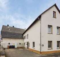 Haus zum Kaufen in Solms 230.000,00 € 140 m²