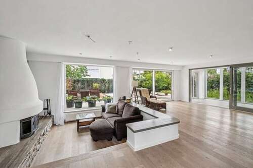 Foto - Haus zum Kaufen in München 1.795.000,00 € 245.97 m²