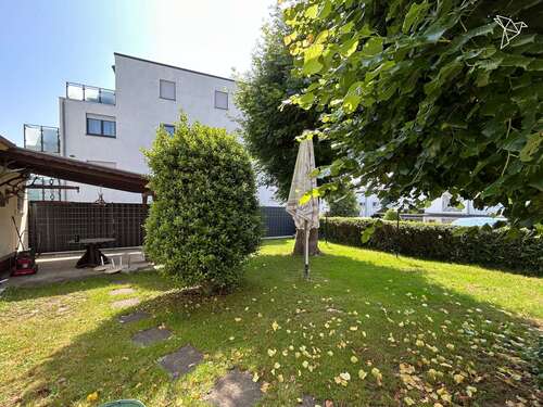 Foto - Haus zum Kaufen in Usingen 799.000,00 € 320 m²