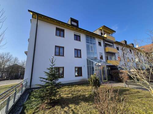 Foto - Wohnung zum Mieten in Bad Friedrichshall 521,00 € 57.25 m²