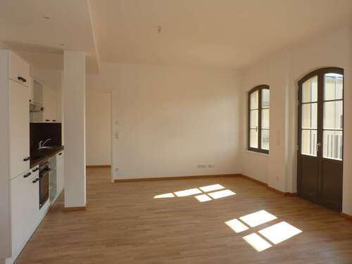 Foto - Wohnung zum Mieten in Halle 717,01 € 67.01 m²
