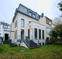 Haus zum Mieten in Frankfurt am Main 6.900,00 € 250.83 m²