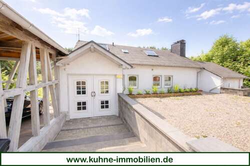Foto - Haus zum Kaufen in Willingen (Upland) 499.000,00 € 279 m²