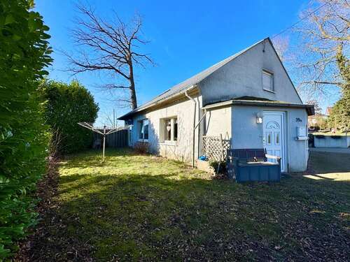 Foto - Haus zum Kaufen in Melle 120.000,00 € 112 m²