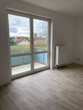 Foto - Wohnung zum Mieten in Stadtilm 281,16 € 55.13 m²