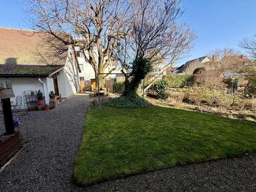 Foto - Haus zum Kaufen in Kirchzarten 1.100.000,00 € 288 m²