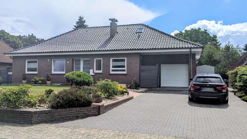 Foto - Haus zum Kaufen in Varel 585.000,00 € 247.86 m²