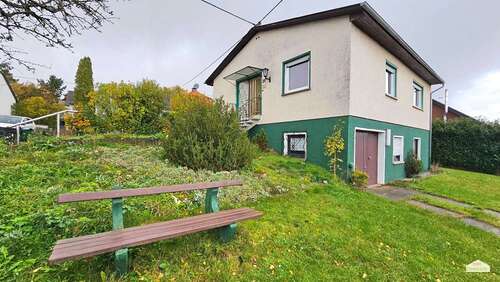 Foto - Haus zum Kaufen in Heidenrod Nauroth 155.000,00 € 110 m²