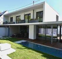 Haus zum Kaufen in Augsburg 1.550.000,00 € 198 m²