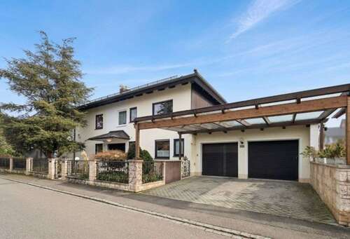 Foto - Haus zum Kaufen in München 1.200.000,00 € 277 m²