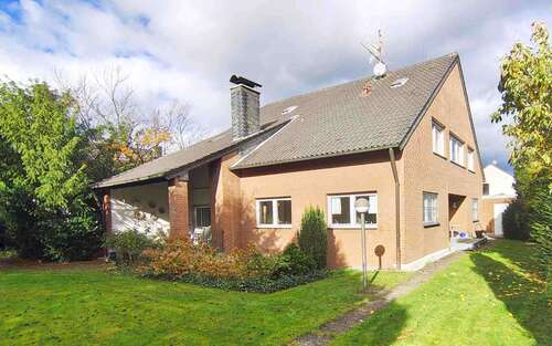 Foto - Haus zum Kaufen in Köln 1.290.000,00 € 295.54 m²