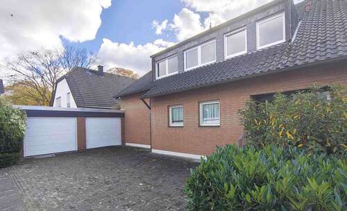 Foto - Haus zum Kaufen in Köln 1.390.000,00 € 295.54 m²