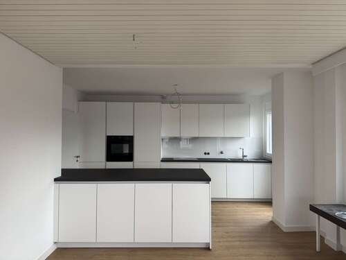 Foto - Wohnung zum Mieten in Eningen 1.495,00 € 213 m²