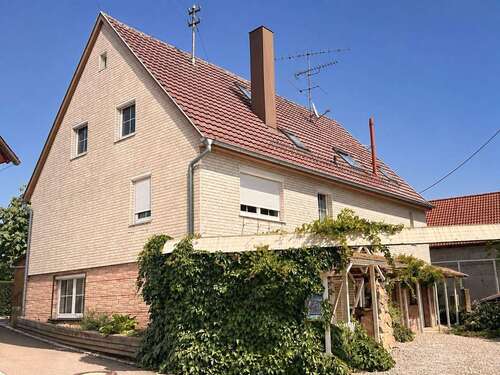 Foto - Haus zum Kaufen in Gäufelden 435.000,00 € 190 m²