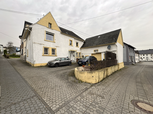 Foto - Haus zum Kaufen in Mogendorf 165.000,00 € 150 m²