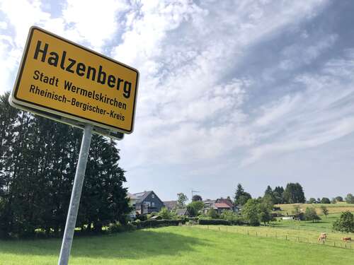 Foto - Haus zum Mieten in Wermelskirchen 1.120,00 € 136.6 m²