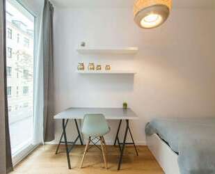 WG-Zimmer in Berlin 680,00 € 9 m²