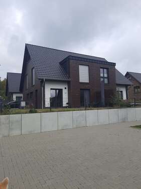 Foto - Haus zum Mieten in Winsen (Luhe) 1.600,00 € 116 m²