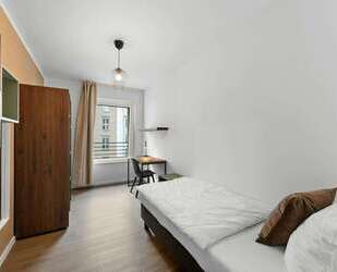 WG-Zimmer in Berlin 820,00 € 12 m²