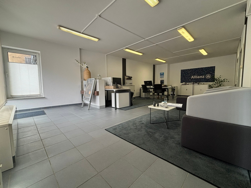 Foto - Büro in Balve 450,00 € 71 m² - 450,00&nbsp;EUR Kaltmiete, ca.&nbsp; 71,00&nbsp;m&sup2;