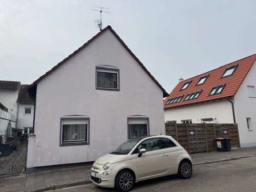 Foto - Haus zum Kaufen in Karlsruhe 350.000,00 € 105.91 m²