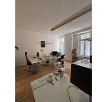 Büro in Berlin 1.526,58 € 84.81 m²