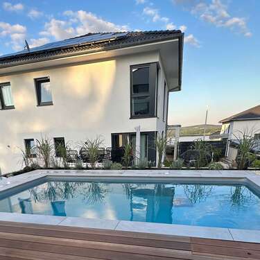 Foto - Haus zum Kaufen in Marktredwitz 890.000,00 € 182 m²