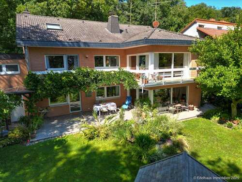 Foto - Haus zum Kaufen in Euskirchen-Kreuzweingarten 548.000,00 € 226.48 m²