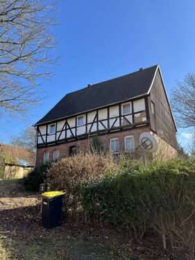 Foto - Haus zum Kaufen in Staufenberg-Lutterberg 85.000,00 € 160 m²