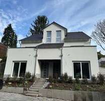 Haus zum Mieten in Würzburg 2.330,00 € 172.6 m²