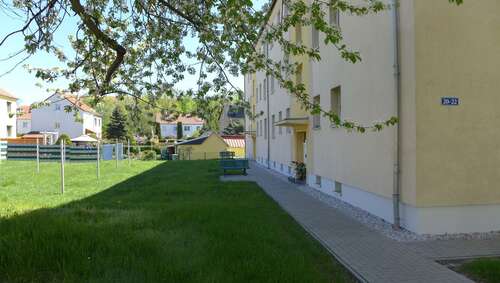 Foto - Wohnung zum Mieten in Borna 347,00 € 57.83 m²