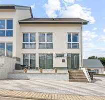 Haus zum Kaufen in Mannebach 630.000,00 € 212 m²