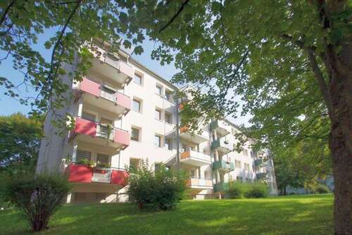 Foto - Wohnung zum Mieten in Plauen 273,37 € 46.81 m²