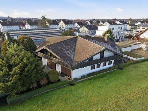 Foto - Haus zum Kaufen in Kuppenheim 695.000,00 € 216 m²