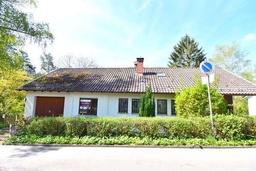 Foto - Haus zum Kaufen in Böblingen 750.000,00 € 210.97 m²