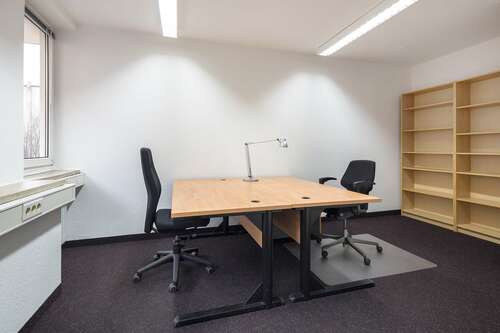 Foto - Büro in München 900,00 € 14 m² - 900,00 EUR Kaltmiete, ca.  14,00 m²