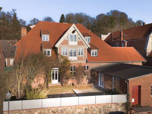 Foto - Haus zum Kaufen in LauenburgElbe 995.000,00 € 641 m²
