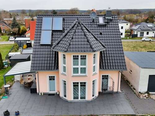 Foto - Haus zum Kaufen in Löwenberger Land 549.000,00 € 152 m²