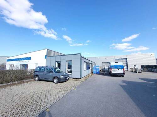 Foto - Halle in Obertraubling 7.630,00 € 1140 m²