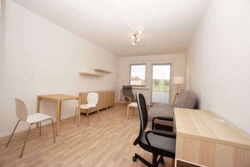 Foto - Wohnung zum Mieten in Plauen 229,43 € 29.68 m²