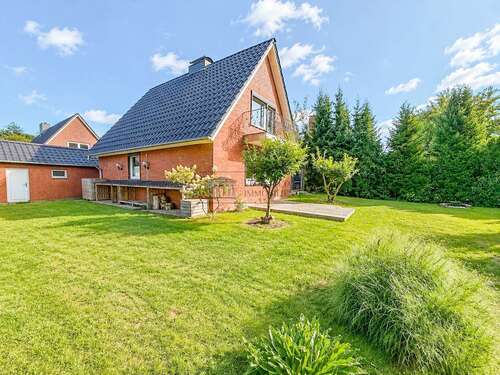 Foto - Haus zum Kaufen in Schwarzenbek 489.000,00 € 93.01 m²