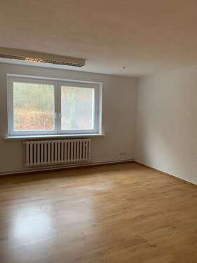 Foto - Büro in Potsdam 330,00 € 25 m² - 330,00&nbsp;EUR Kaltmiete, ca.&nbsp; 25,00&nbsp;m&sup2;