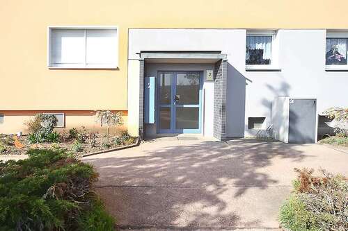 Foto - Wohnung zum Mieten in Lutherstadt Eisleben 242,00 € 49.09 m²