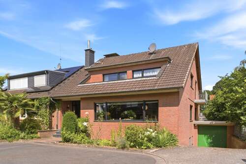 Foto - Haus zum Kaufen in Dormagen Nievenheim 519.000,00 € 157 m²