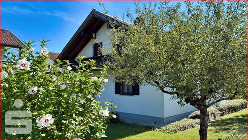 Foto - Haus zum Kaufen in Freilassing 650.000,00 € 140 m²